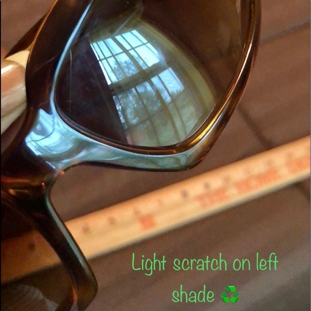 Prada sunshades - Picture 10 of 12